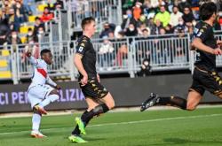 爱游戏链接-热那亚主场大胜，摆脱降级区的简单介绍