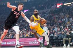 爱游戏官网app-开拓者继续领先湖人胜骑士的简单介绍