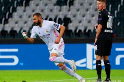 爱游戏视频-皇马憾平阿贾克斯，无缘四强