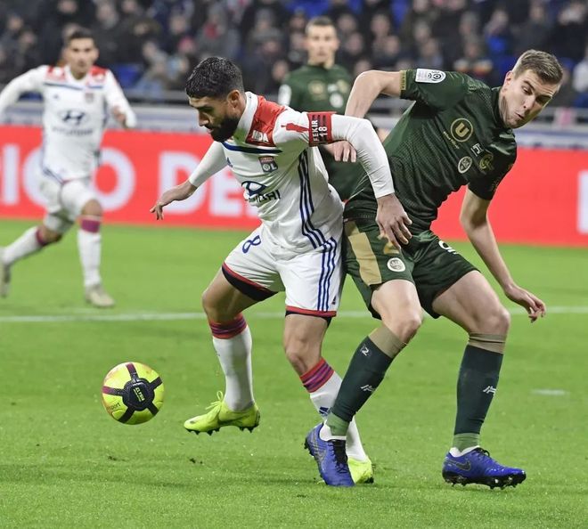 兰斯主场逼平里昂，取得一分的简单介绍