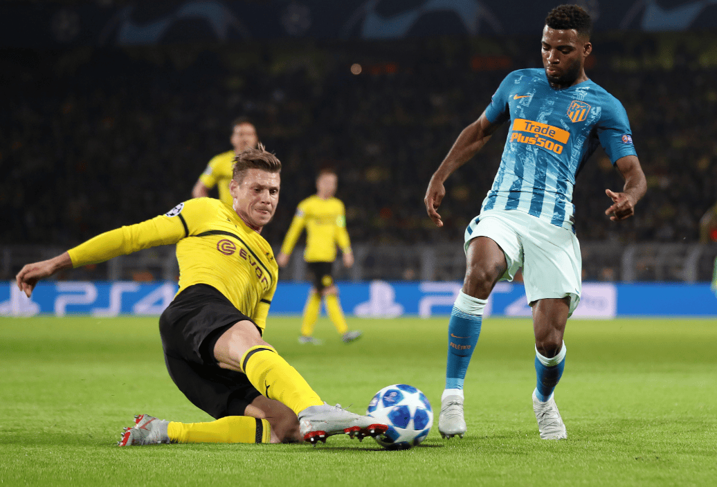 关于马德里竞技与多特蒙德交锋，争夺胜利的信息