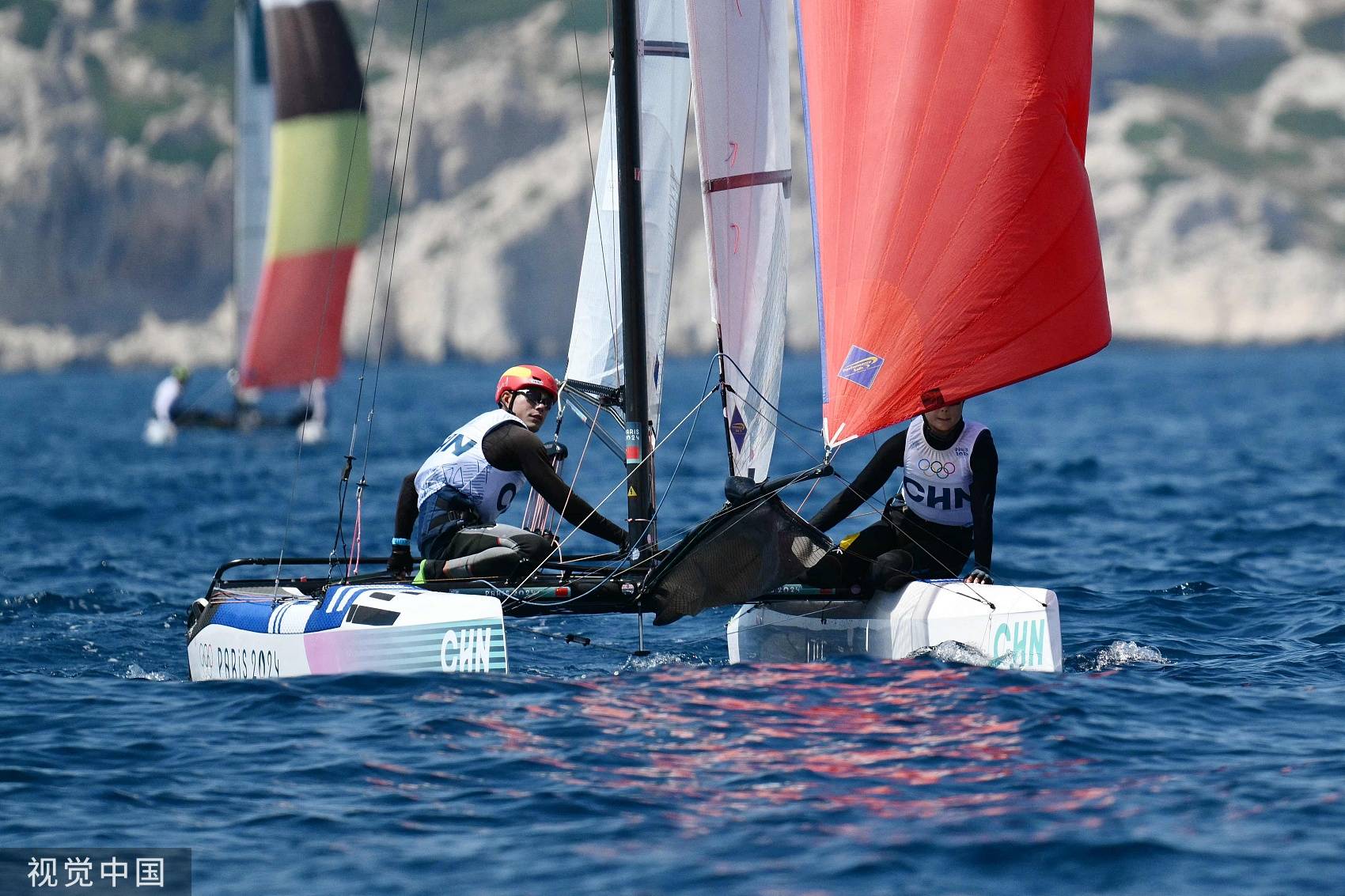 帆船赛冠军表现出色，横扫群雄的简单介绍