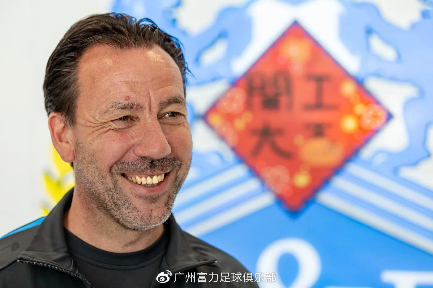 广州富力拒绝外援离队传言，态度坚决的简单介绍