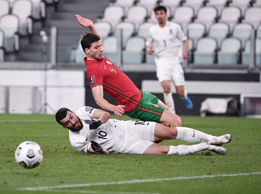 关于阿塞拜疆队成功翻盘立陶宛，欧预赛完美收官的信息