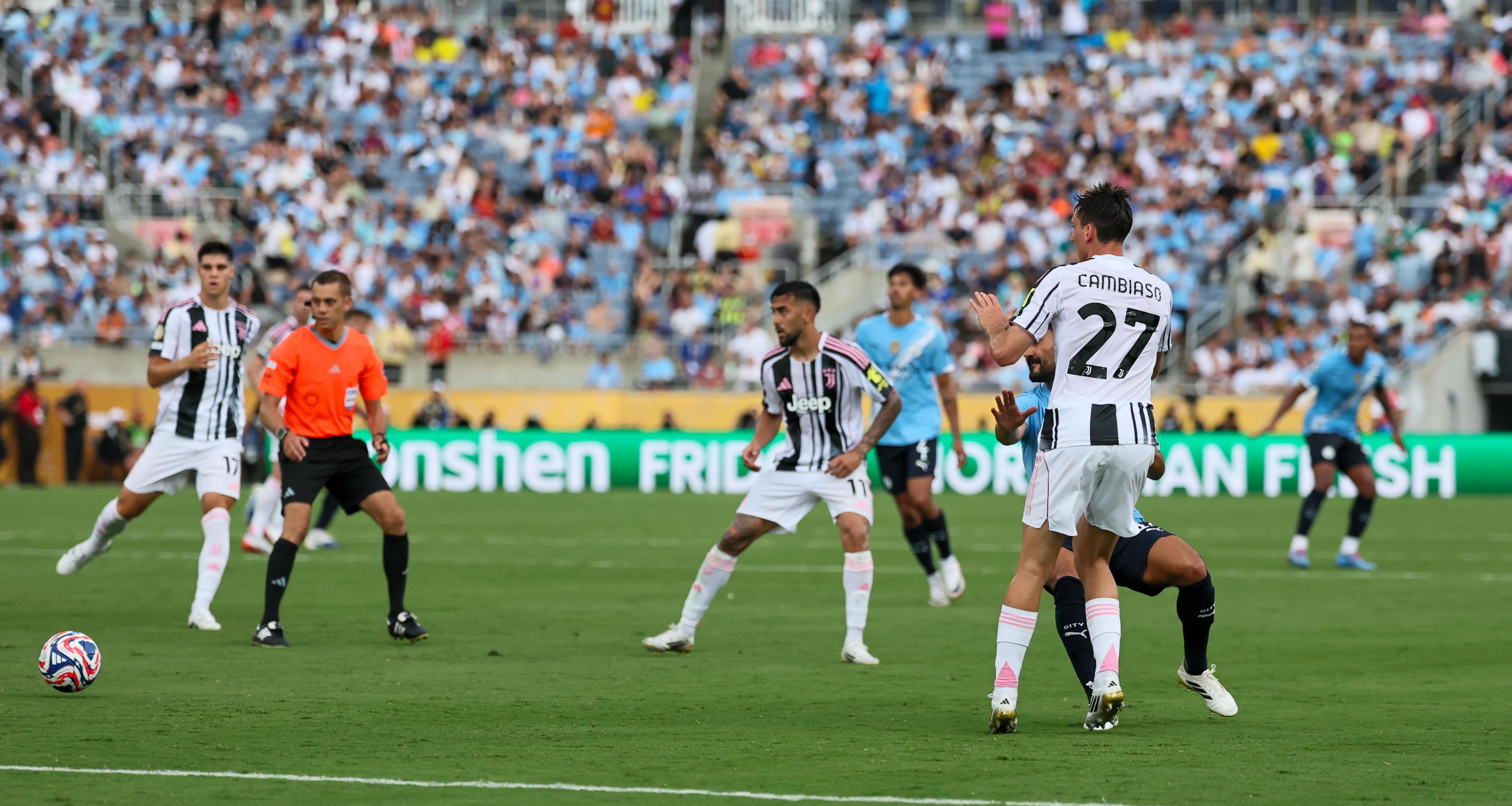 曼城球队水准可观，近期表现一如既往稳定的简单介绍