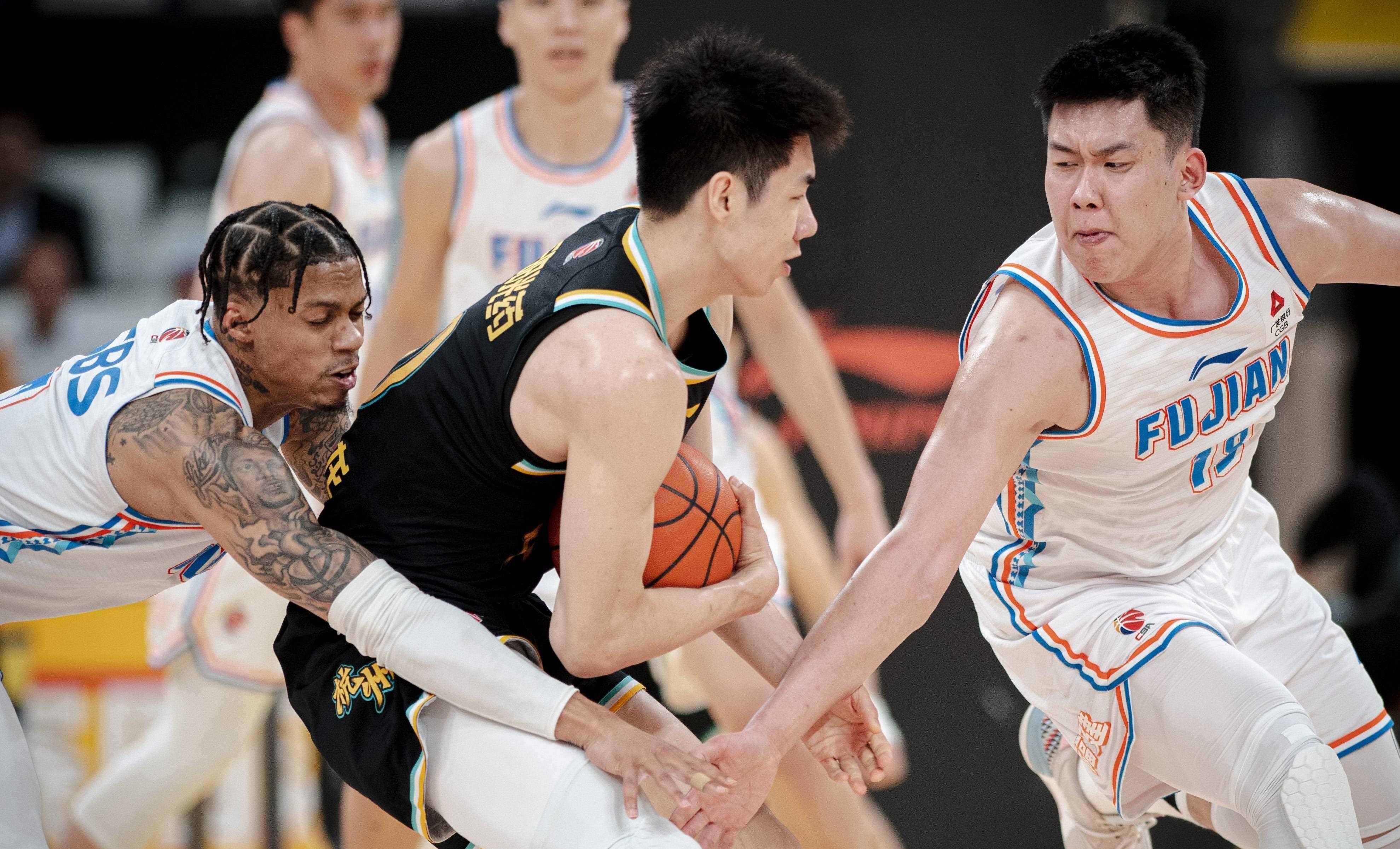 辽宁队客场一胜难求，不敌浙江男篮的简单介绍