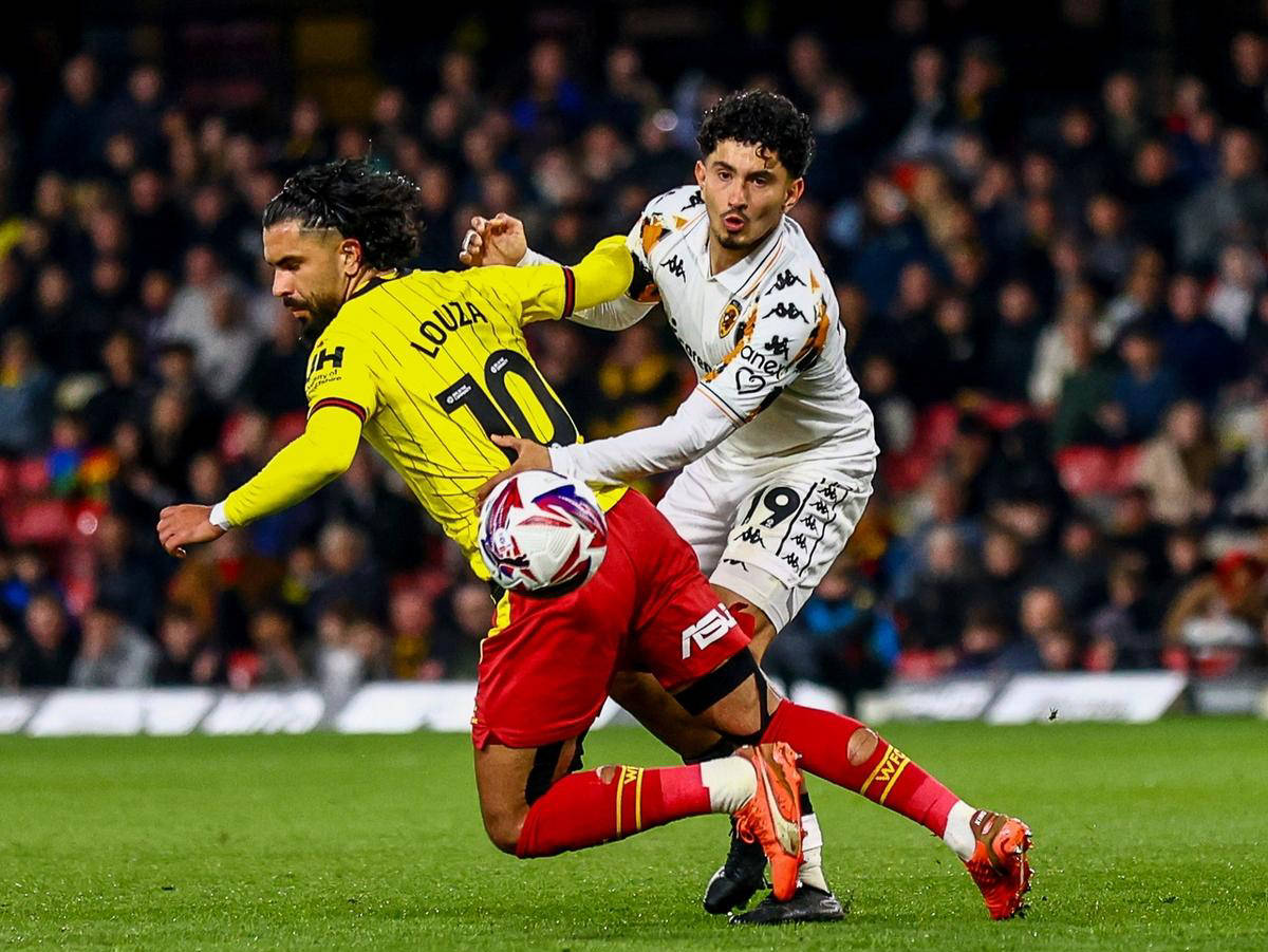 沃特福德疯狂进攻，力挫强敌夺冠的简单介绍