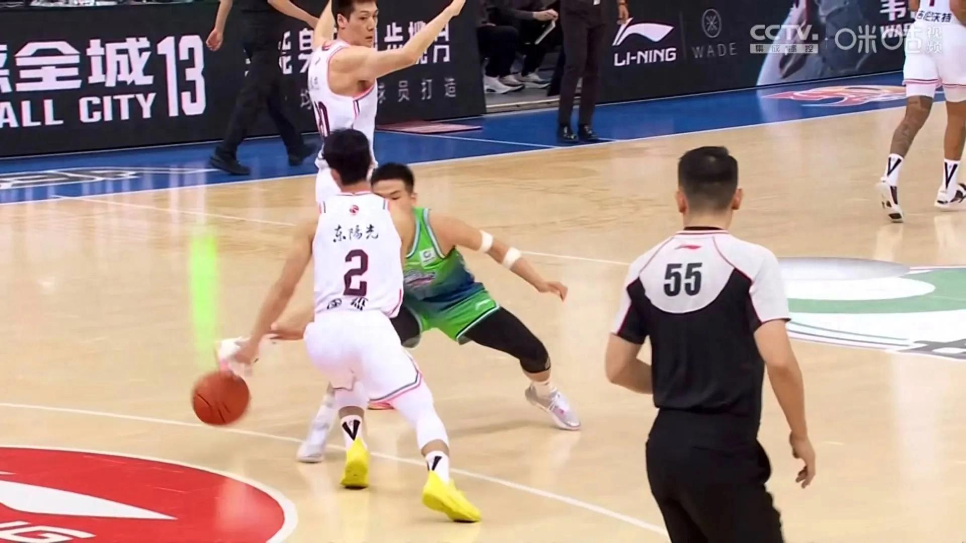 关于广东富力客场战胜天津泰达，继续保持不败的信息