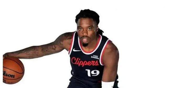 包含快船队主帅重申球队目标，争夺总冠军的词条