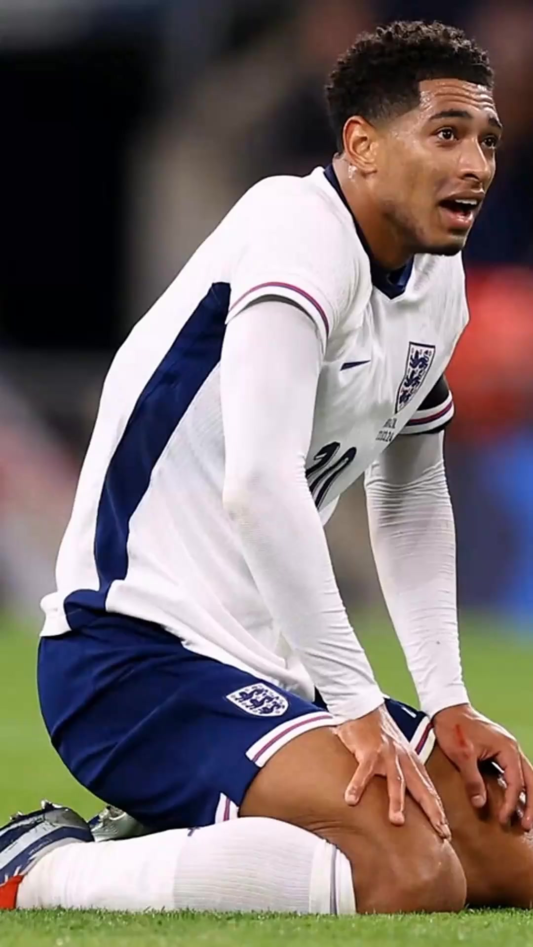 关于英格兰-不敌西班牙，局势严峻的信息