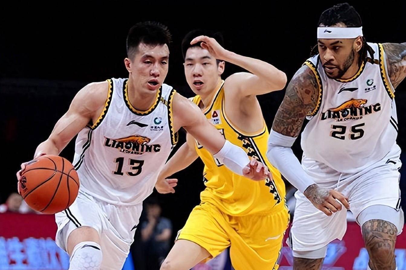 辽宁队主场击败山西队,稳居不败之地 辽宁队主场击败山西队,稳居不败之地