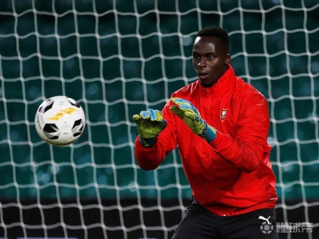 包含雷恩门将赛后受访谈未来期望的词条